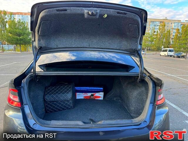 Черный Додж Дарт, объемом двигателя 2.4 л и пробегом 177 тыс. км за 7000 $, фото 4 на Automoto.ua