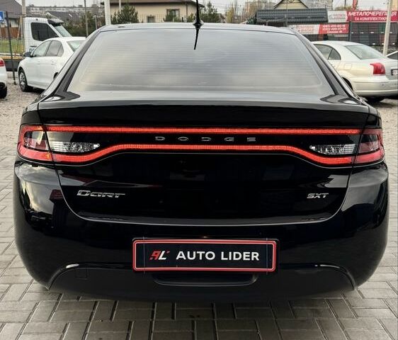 Чорний Додж Дарт, об'ємом двигуна 2.4 л та пробігом 220 тис. км за 7900 $, фото 4 на Automoto.ua