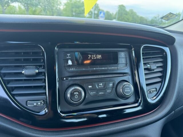 Черный Додж Дарт, объемом двигателя 2.4 л и пробегом 156 тыс. км за 8850 $, фото 23 на Automoto.ua