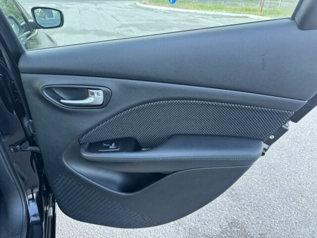 Черный Додж Дарт, объемом двигателя 2.4 л и пробегом 156 тыс. км за 8850 $, фото 14 на Automoto.ua