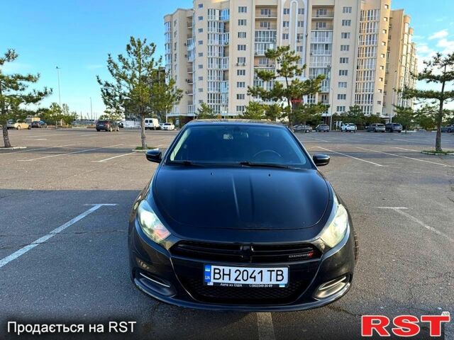 Черный Додж Дарт, объемом двигателя 2.4 л и пробегом 177 тыс. км за 7000 $, фото 6 на Automoto.ua