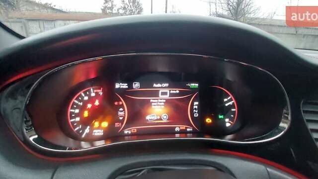 Чорний Додж Дарт, об'ємом двигуна 2.36 л та пробігом 217 тис. км за 10500 $, фото 22 на Automoto.ua