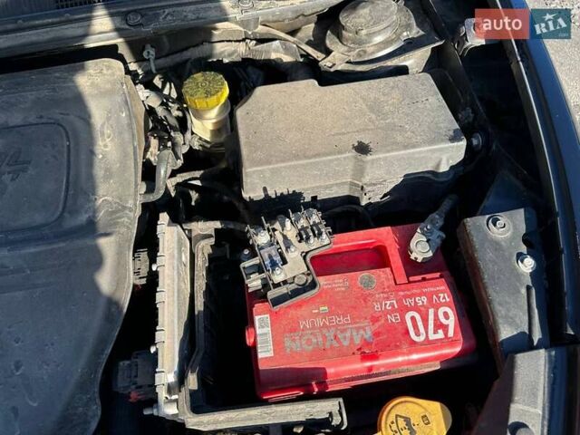 Черный Додж Дарт, объемом двигателя 2 л и пробегом 225 тыс. км за 6900 $, фото 9 на Automoto.ua