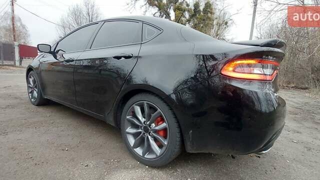 Чорний Додж Дарт, об'ємом двигуна 2.36 л та пробігом 217 тис. км за 10500 $, фото 5 на Automoto.ua