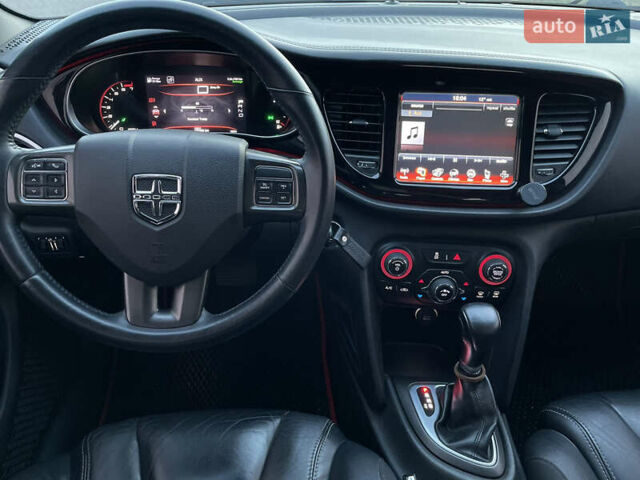 Красный Додж Дарт, объемом двигателя 1.37 л и пробегом 102 тыс. км за 6500 $, фото 22 на Automoto.ua