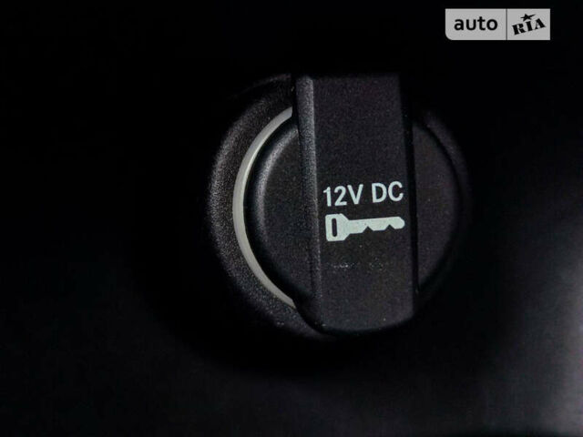 Додж Дарт 2014 в Кривом Роге на Automoto.ua Красный Додж Дарт, объемом двигателя 2.36 л и пробегом 130 тыс. км за 9500 $, фото 33 на Automoto.ua