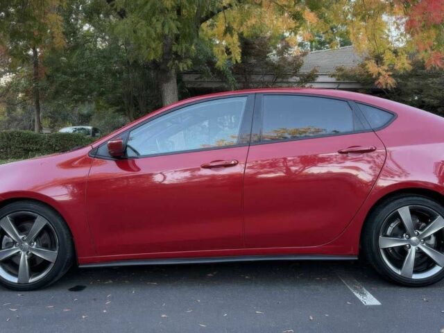 Червоний Додж Дарт, об'ємом двигуна 2.4 л та пробігом 87 тис. км за 5200 $, фото 3 на Automoto.ua