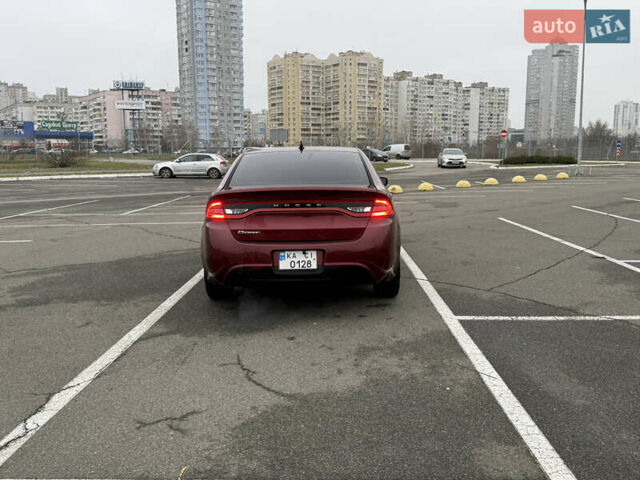 Красный Додж Дарт, объемом двигателя 2 л и пробегом 198 тыс. км за 7999 $, фото 4 на Automoto.ua