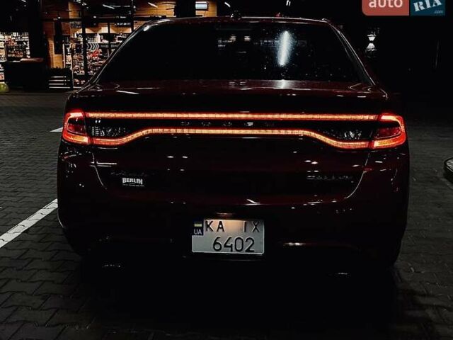 Красный Додж Дарт, объемом двигателя 2.36 л и пробегом 120 тыс. км за 9600 $, фото 8 на Automoto.ua