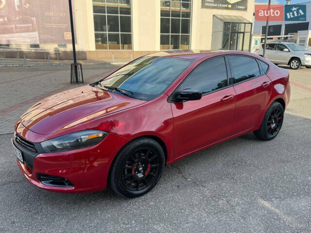 Красный Додж Дарт, объемом двигателя 2.36 л и пробегом 140 тыс. км за 7500 $, фото 6 на Automoto.ua