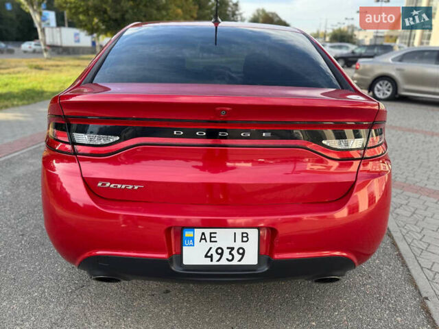 Красный Додж Дарт, объемом двигателя 2.36 л и пробегом 140 тыс. км за 7500 $, фото 9 на Automoto.ua