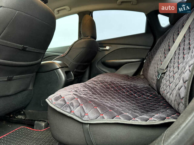 Красный Додж Дарт, объемом двигателя 2 л и пробегом 198 тыс. км за 7999 $, фото 11 на Automoto.ua