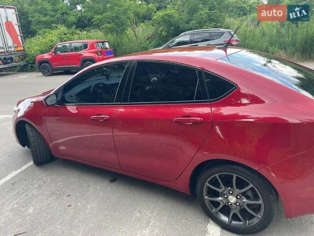 Красный Додж Дарт, объемом двигателя 2.36 л и пробегом 120 тыс. км за 9600 $, фото 4 на Automoto.ua