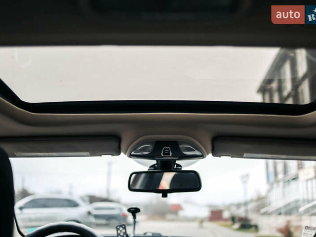 Красный Додж Дарт, объемом двигателя 2.4 л и пробегом 160 тыс. км за 9200 $, фото 6 на Automoto.ua