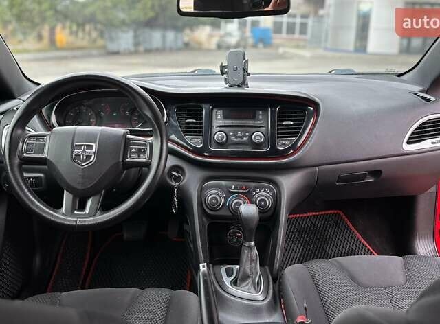 Червоний Додж Дарт, об'ємом двигуна 2 л та пробігом 179 тис. км за 6500 $, фото 2 на Automoto.ua