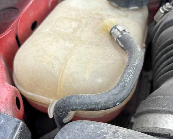 Червоний Додж Дарт, об'ємом двигуна 2 л та пробігом 179 тис. км за 6500 $, фото 25 на Automoto.ua