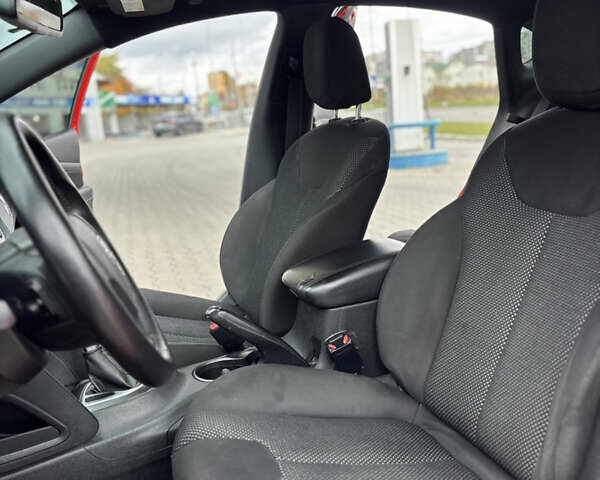 Червоний Додж Дарт, об'ємом двигуна 2 л та пробігом 179 тис. км за 6500 $, фото 16 на Automoto.ua