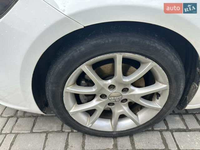 Додж Дарт, об'ємом двигуна 2.4 л та пробігом 225 тис. км за 7500 $, фото 2 на Automoto.ua