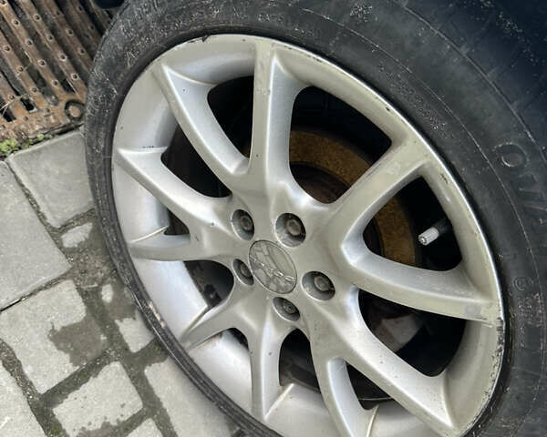 Додж Дарт, об'ємом двигуна 2.4 л та пробігом 225 тис. км за 7500 $, фото 5 на Automoto.ua