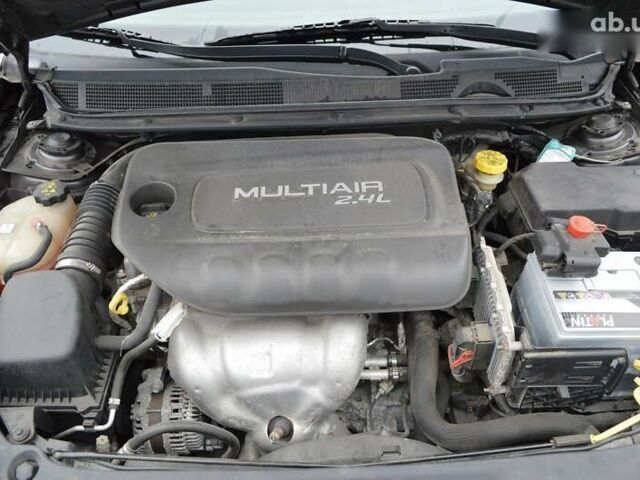 Додж Дарт, об'ємом двигуна 2.4 л та пробігом 149 тис. км за 8700 $, фото 8 на Automoto.ua