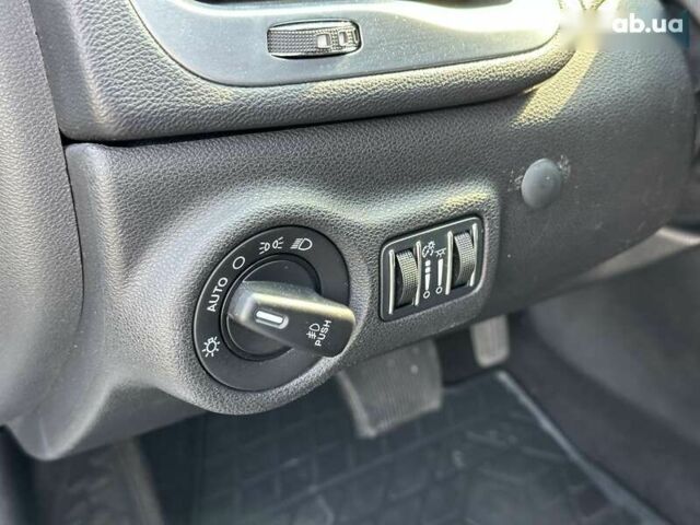 Додж Дарт, об'ємом двигуна 2.4 л та пробігом 186 тис. км за 8490 $, фото 17 на Automoto.ua