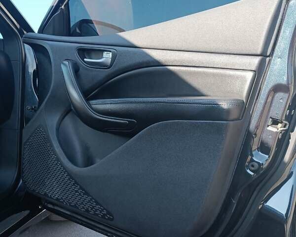 Серый Додж Дарт, объемом двигателя 2 л и пробегом 190 тыс. км за 8200 $, фото 2 на Automoto.ua