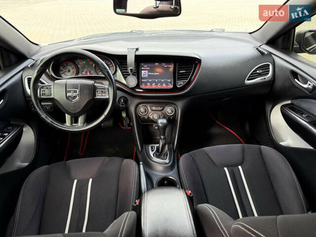 Сірий Додж Дарт, об'ємом двигуна 2.4 л та пробігом 214 тис. км за 8000 $, фото 10 на Automoto.ua