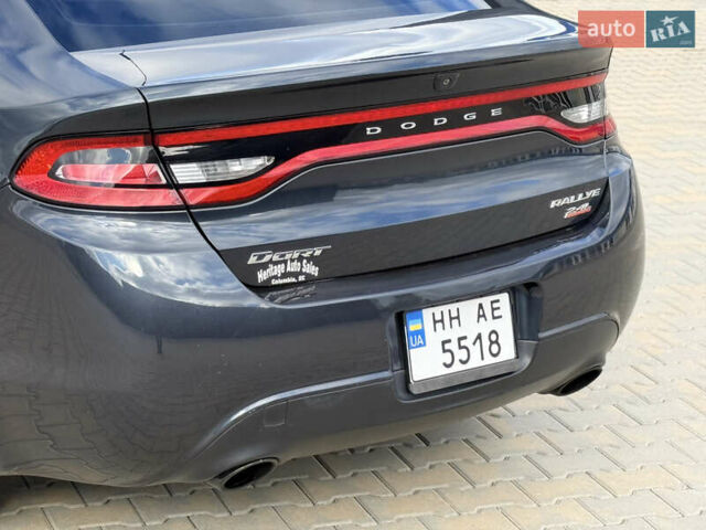 Сірий Додж Дарт, об'ємом двигуна 2.4 л та пробігом 214 тис. км за 8000 $, фото 8 на Automoto.ua