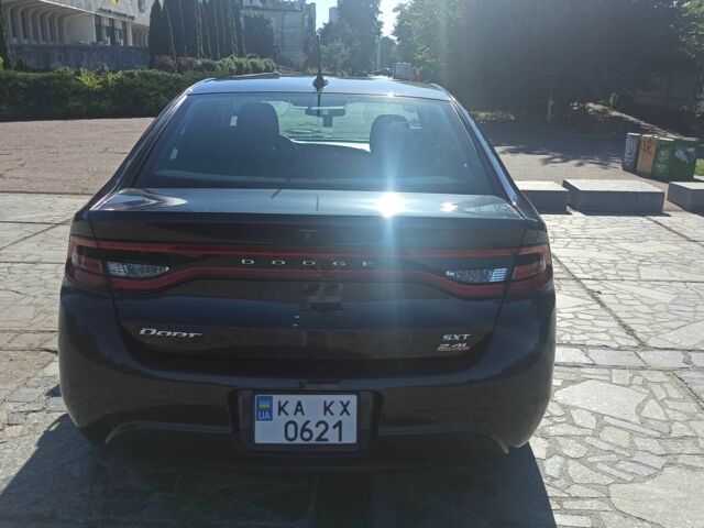 Сірий Додж Дарт, об'ємом двигуна 2.4 л та пробігом 170 тис. км за 7900 $, фото 5 на Automoto.ua