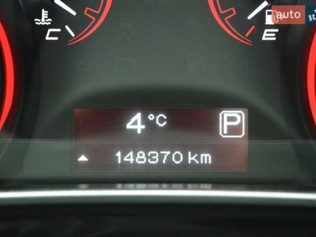 Серый Додж Дарт, объемом двигателя 2.36 л и пробегом 149 тыс. км за 8700 $, фото 9 на Automoto.ua