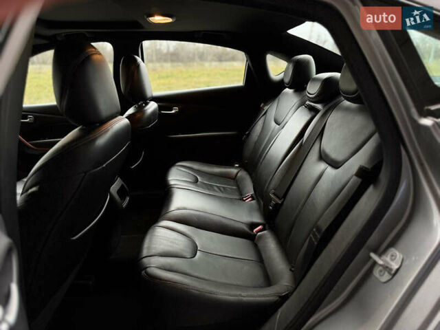 Серый Додж Дарт, объемом двигателя 2.4 л и пробегом 270 тыс. км за 8800 $, фото 18 на Automoto.ua