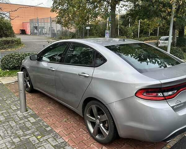 Серый Додж Дарт, объемом двигателя 2.4 л и пробегом 273 тыс. км за 7800 $, фото 3 на Automoto.ua