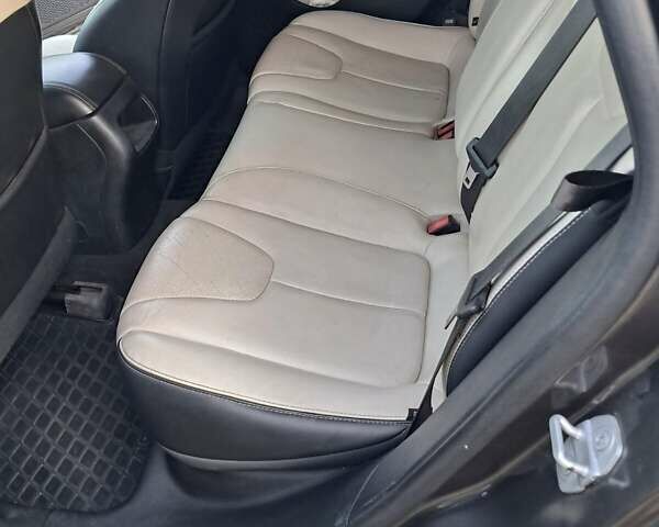 Серый Додж Дарт, объемом двигателя 2.36 л и пробегом 130 тыс. км за 10700 $, фото 34 на Automoto.ua
