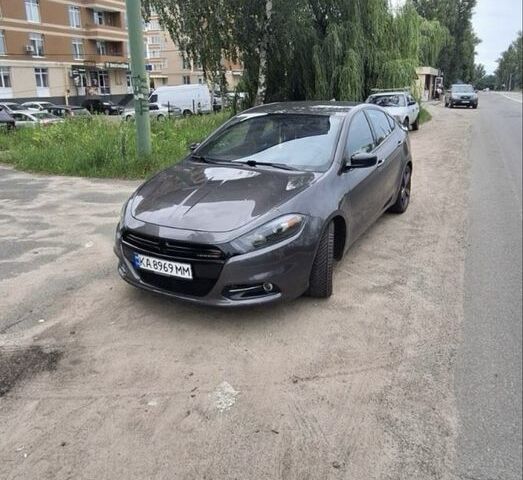 Серый Додж Дарт, объемом двигателя 2.4 л и пробегом 130 тыс. км за 8100 $, фото 2 на Automoto.ua