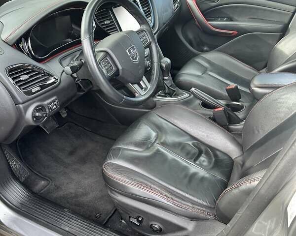 Серый Додж Дарт, объемом двигателя 2.4 л и пробегом 273 тыс. км за 7800 $, фото 10 на Automoto.ua