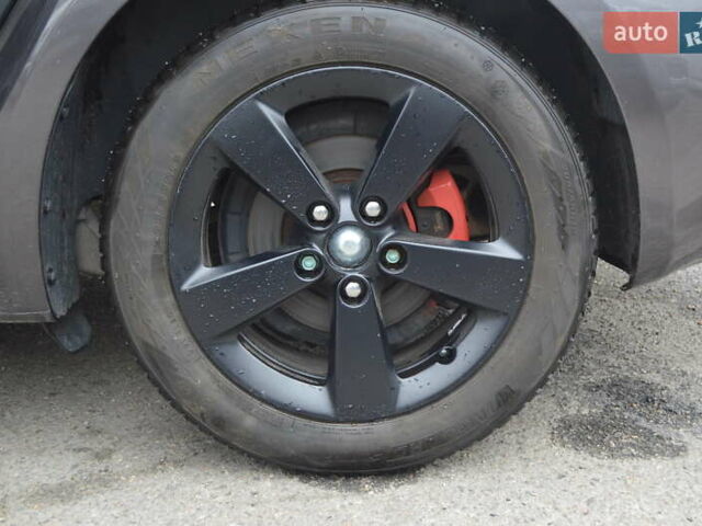 Серый Додж Дарт, объемом двигателя 2.36 л и пробегом 149 тыс. км за 8700 $, фото 33 на Automoto.ua