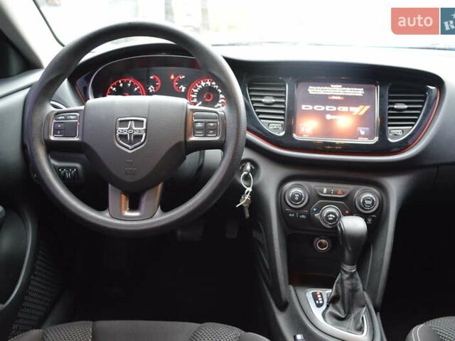 Серый Додж Дарт, объемом двигателя 2.36 л и пробегом 149 тыс. км за 8700 $, фото 10 на Automoto.ua
