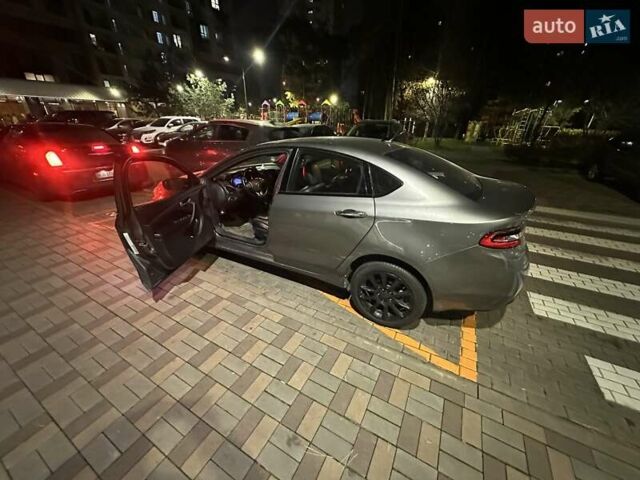 Сірий Додж Дарт, об'ємом двигуна 2 л та пробігом 116 тис. км за 8900 $, фото 10 на Automoto.ua