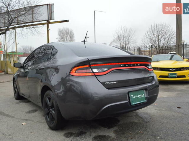 Серый Додж Дарт, объемом двигателя 2.36 л и пробегом 149 тыс. км за 8700 $, фото 3 на Automoto.ua