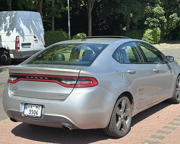 Серый Додж Дарт, объемом двигателя 2.4 л и пробегом 273 тыс. км за 7800 $, фото 1 на Automoto.ua