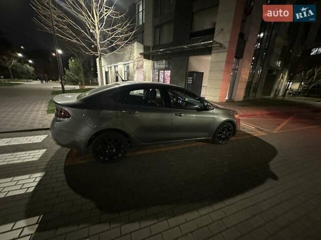 Сірий Додж Дарт, об'ємом двигуна 2 л та пробігом 116 тис. км за 8900 $, фото 7 на Automoto.ua