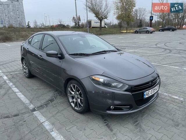 Серый Додж Дарт, объемом двигателя 2.36 л и пробегом 128 тыс. км за 7500 $, фото 2 на Automoto.ua