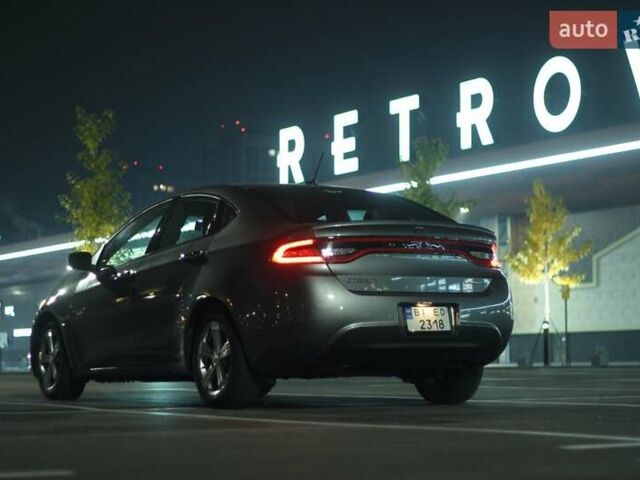 Сірий Додж Дарт, об'ємом двигуна 2 л та пробігом 116 тис. км за 8900 $, фото 5 на Automoto.ua