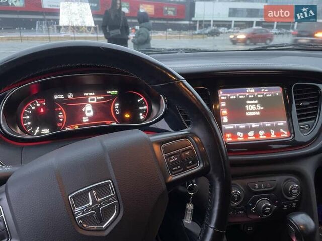 Серый Додж Дарт, объемом двигателя 2.36 л и пробегом 128 тыс. км за 7500 $, фото 7 на Automoto.ua