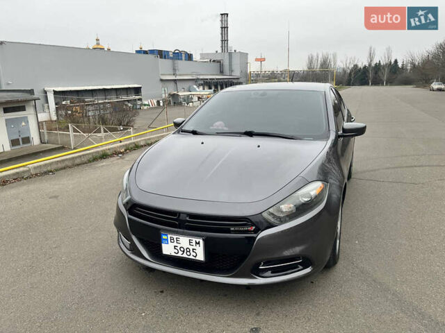 Сірий Додж Дарт, об'ємом двигуна 2.36 л та пробігом 135 тис. км за 8700 $, фото 5 на Automoto.ua