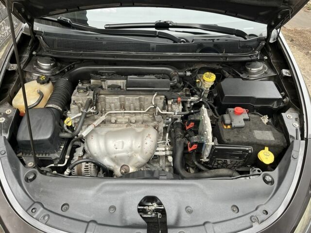 Сірий Додж Дарт, об'ємом двигуна 2.4 л та пробігом 135 тис. км за 8700 $, фото 20 на Automoto.ua