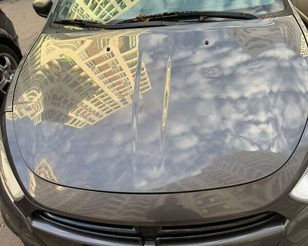 Сірий Додж Дарт, об'ємом двигуна 2.36 л та пробігом 117 тис. км за 8900 $, фото 1 на Automoto.ua