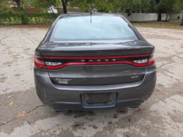 Сірий Додж Дарт, об'ємом двигуна 2.4 л та пробігом 98 тис. км за 6000 $, фото 5 на Automoto.ua