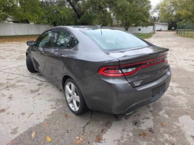 Сірий Додж Дарт, об'ємом двигуна 2.4 л та пробігом 98 тис. км за 6000 $, фото 4 на Automoto.ua