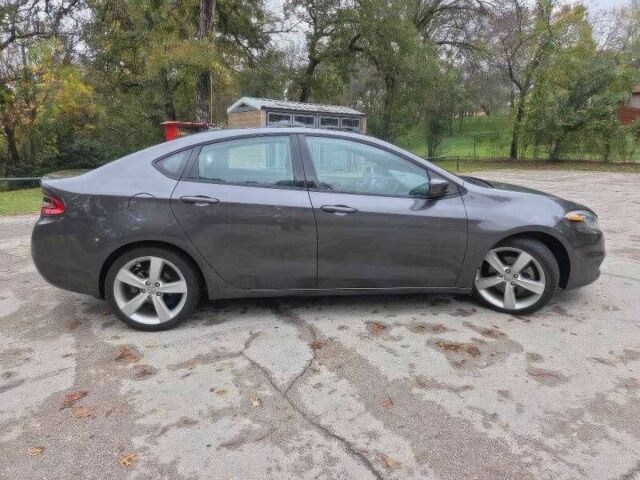 Сірий Додж Дарт, об'ємом двигуна 2.4 л та пробігом 98 тис. км за 6000 $, фото 7 на Automoto.ua